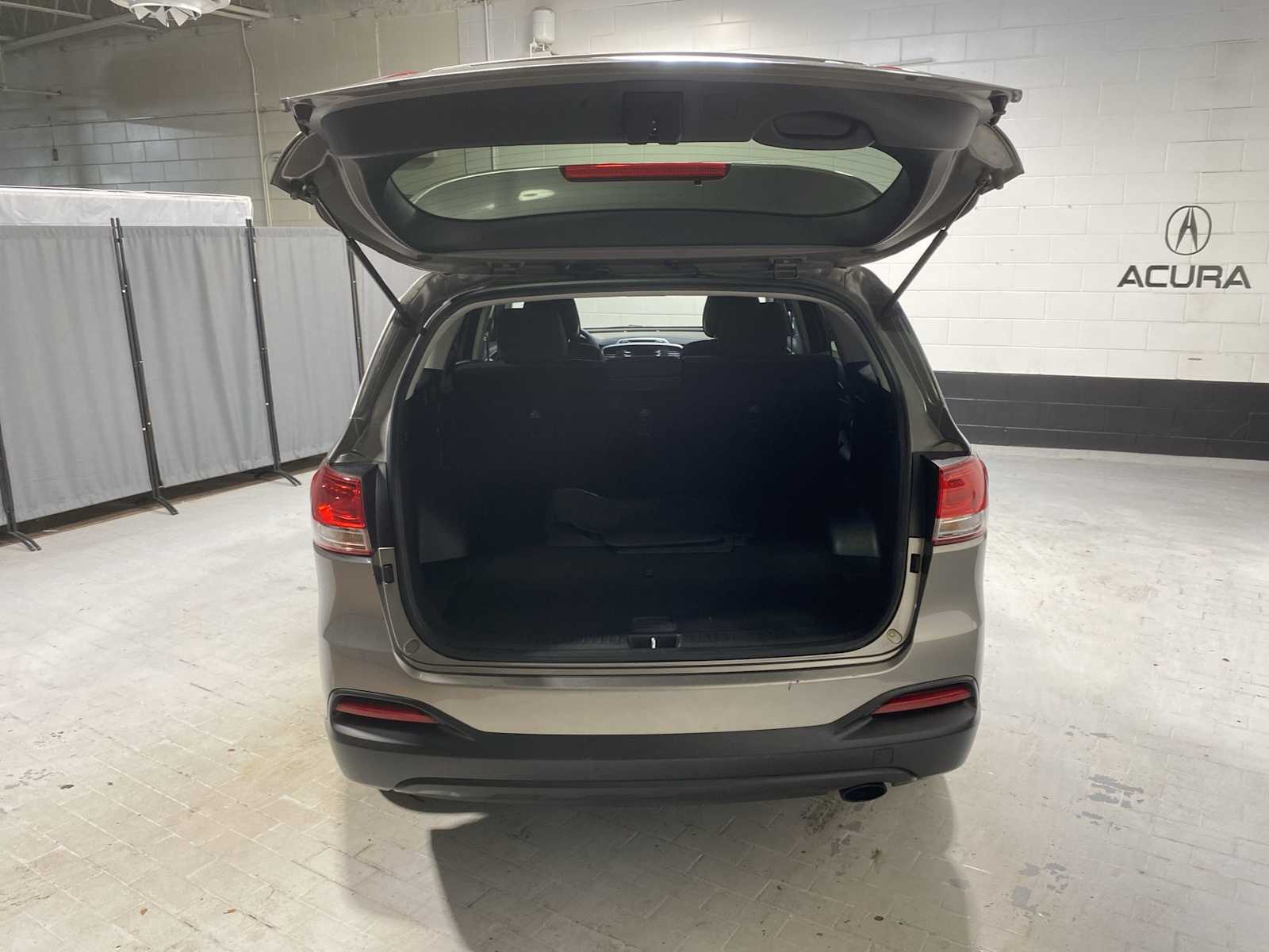 2016 Kia Sorento L photo 18