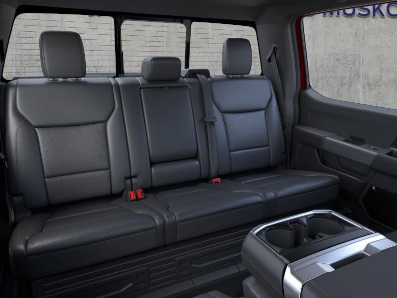 2025 Ford F-150 Lariat photo 3