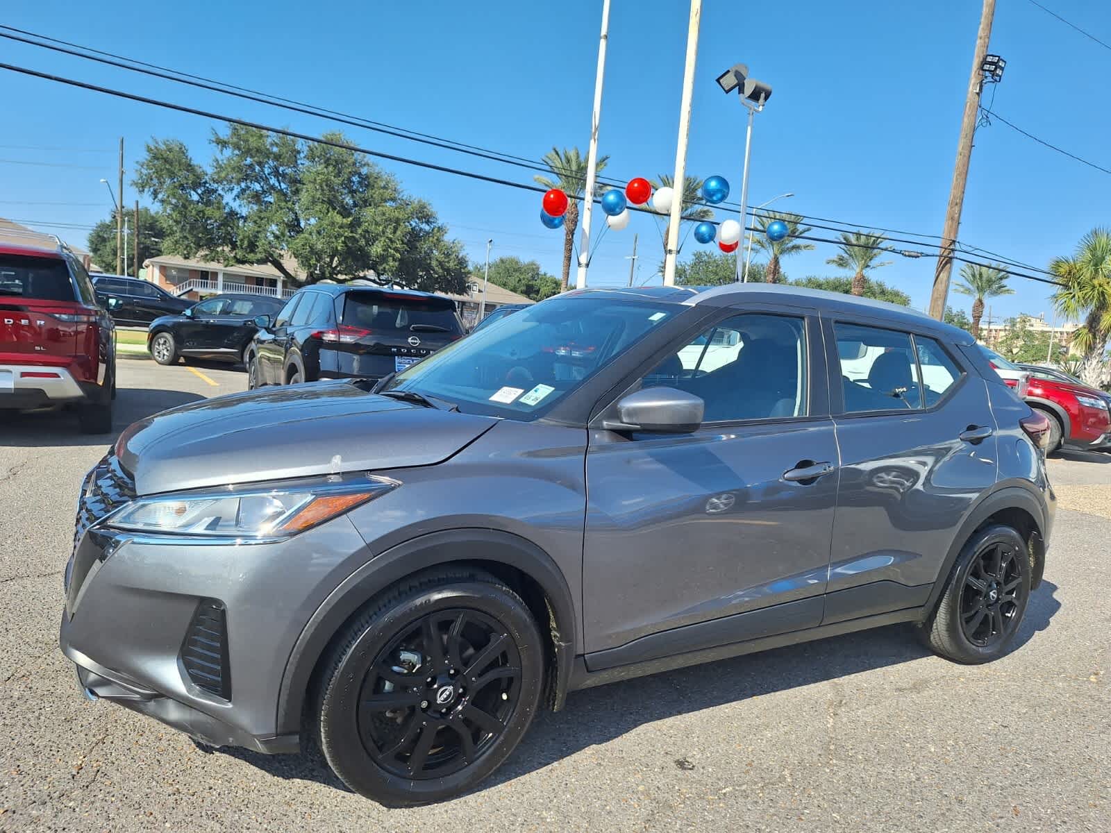 2023 Nissan Kicks SV photo 9