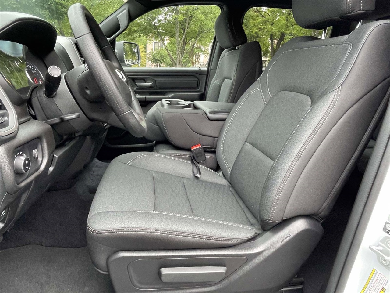 2025 Ram 1500 Tradesman photo 21