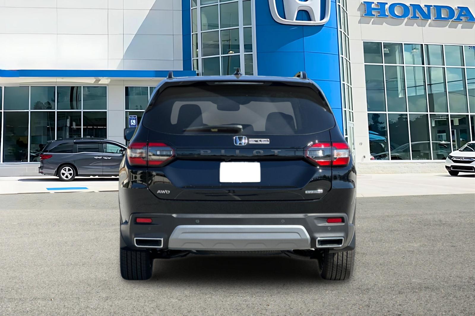 2025 Honda Pilot Touring photo 4