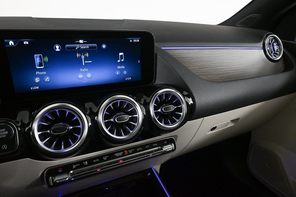2026 Mercedes Benz GLA 250 photo 13