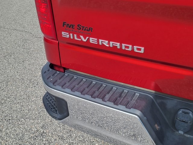 2024 Chevrolet Silverado 1500 LT photo 5