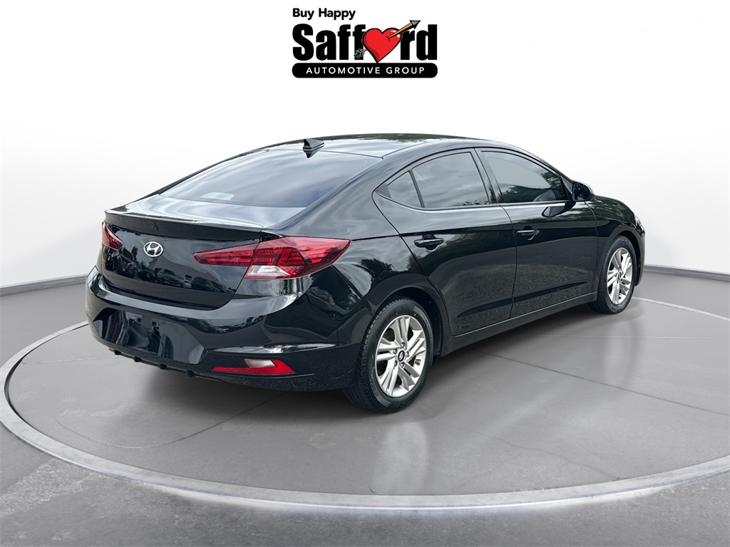 2020 Hyundai Elantra SEL photo 8