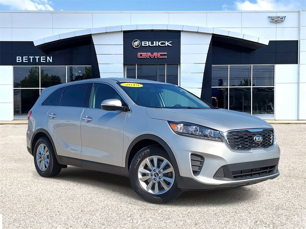 2019 Kia Sorento LX V6 photo 2