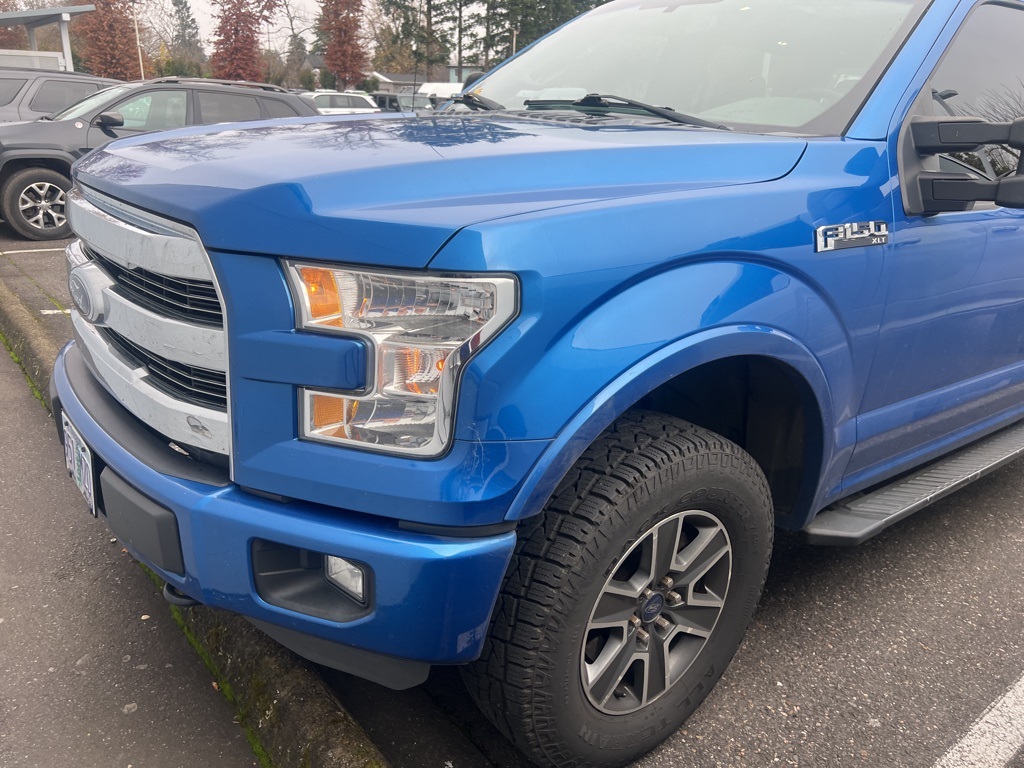 2016 Ford F-150 XLT photo 2