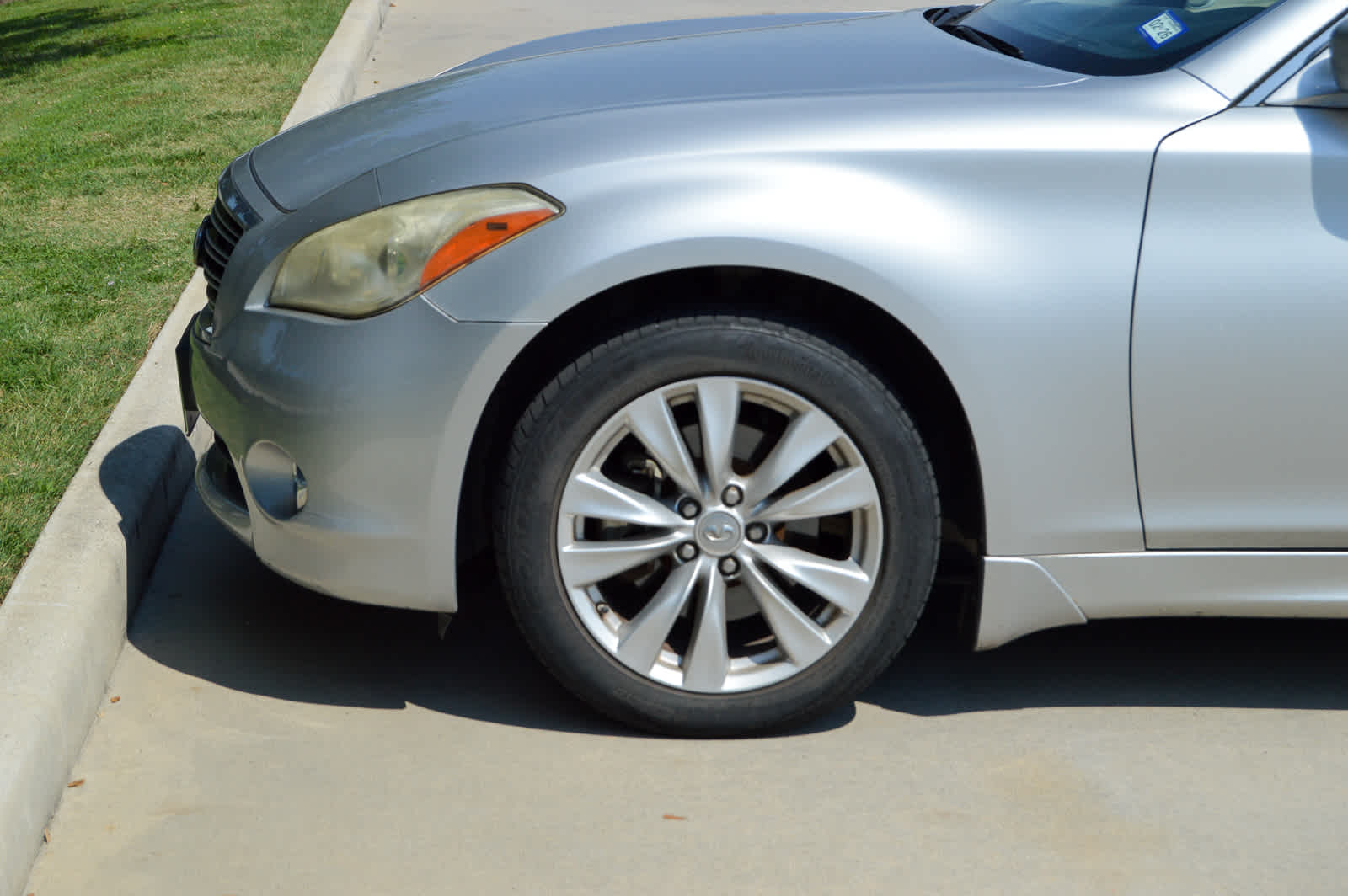 2011 Infiniti M37 photo 7