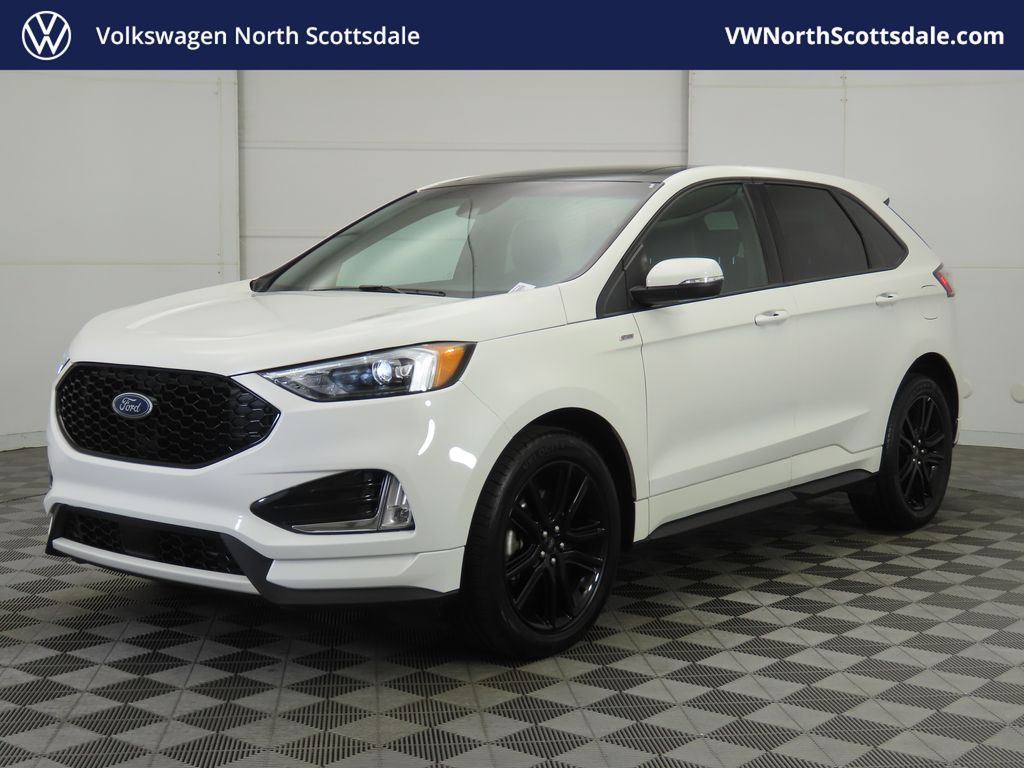 2020 Ford Edge ST-Line's photo