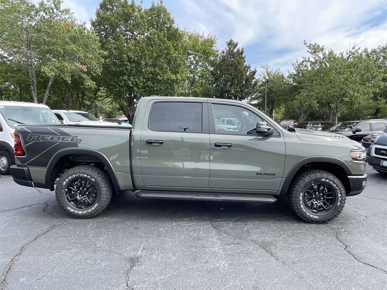 2026 Ram 1500 Rebel photo 9