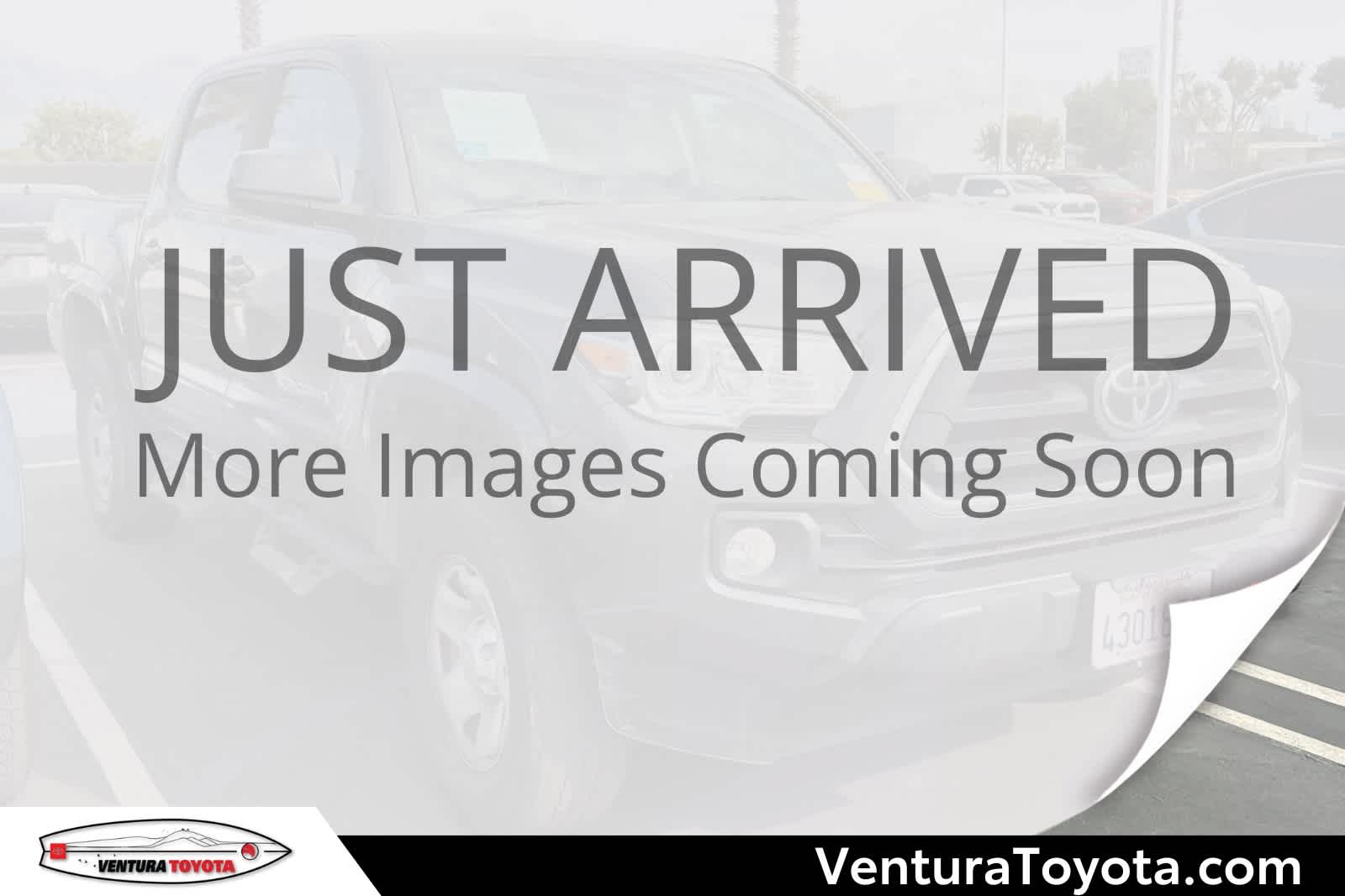 2021 Toyota Tacoma SR5's photo