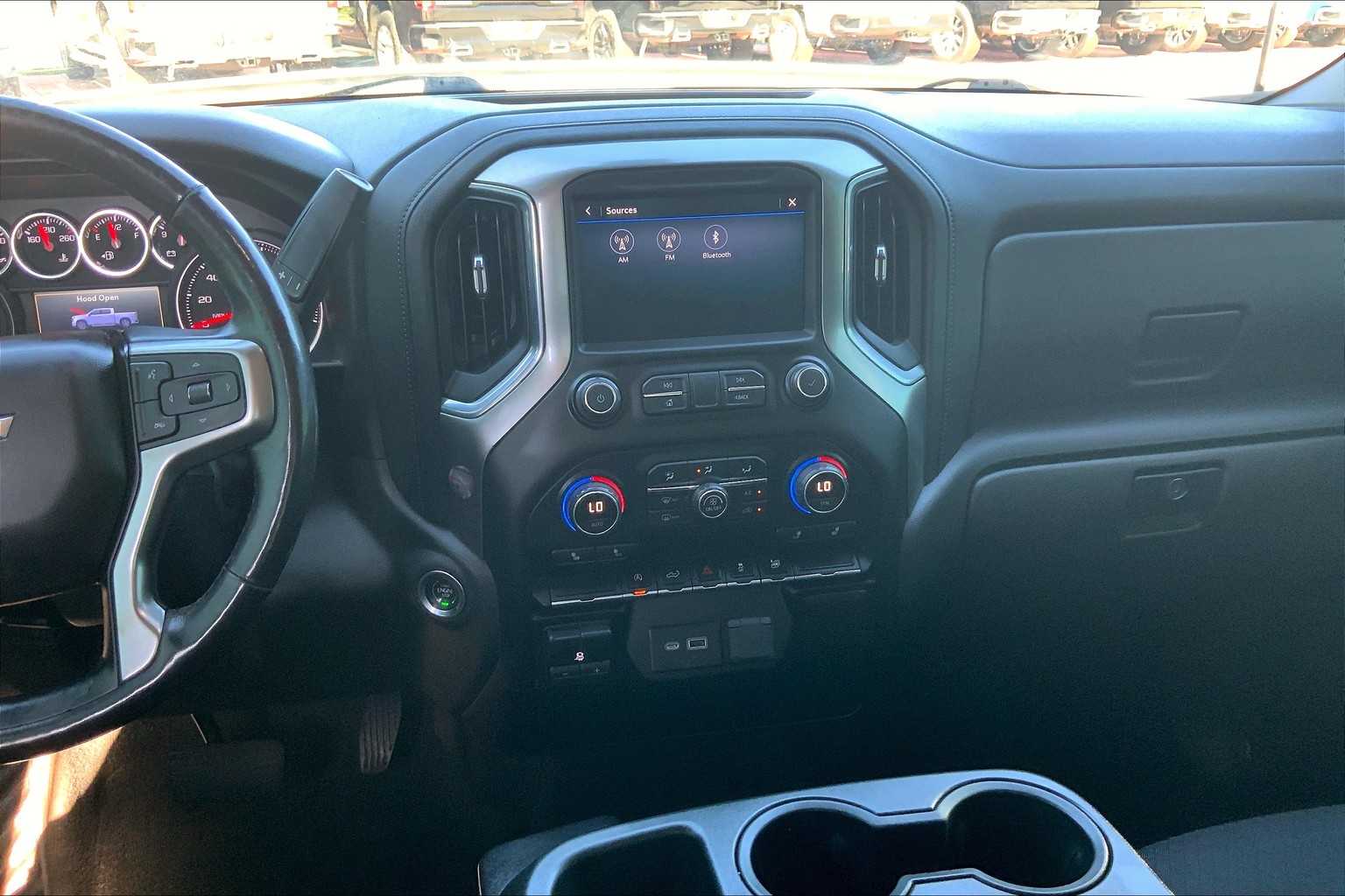 2020 Chevrolet Silverado 1500 LT photo 6
