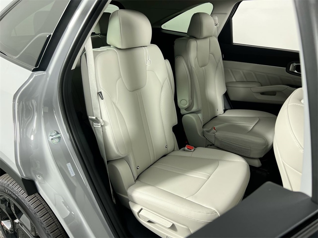 2026 Kia Sorento X-Line SX photo 24
