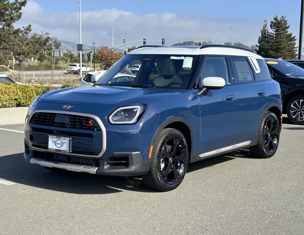 2026 MINI Countryman S's photo