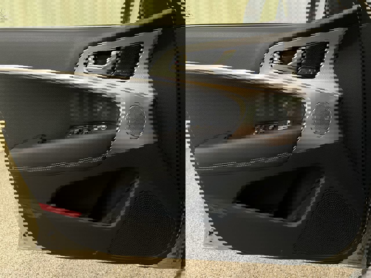 New 2026 Vatna Gray Genesis 2.5T Prestige image 18