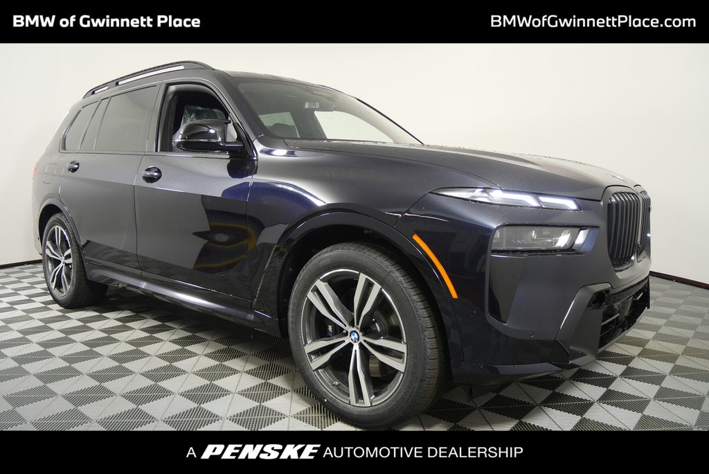 2026 BMW X7 M60i's photo