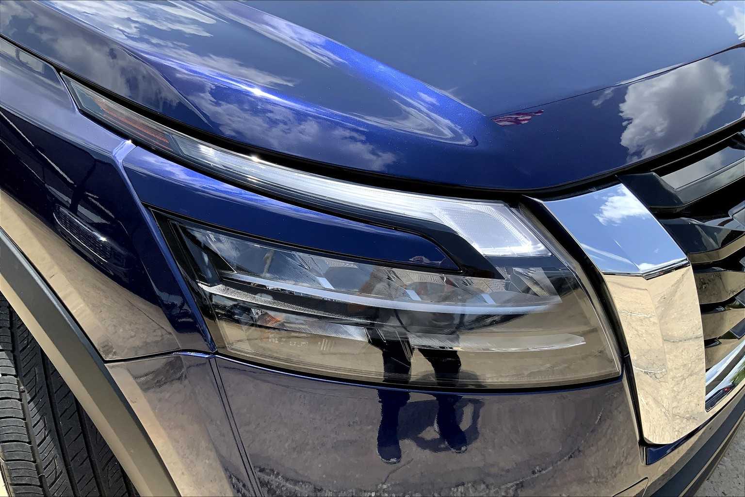 2025 Nissan Pathfinder SV photo 24