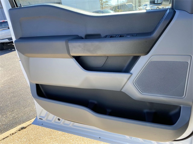 2025 Ford F-550 photo 14