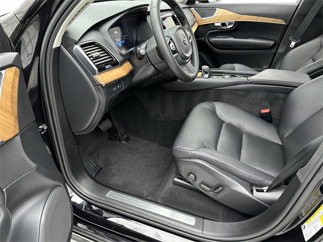 2024 Volvo XC90 Recharge photo 3