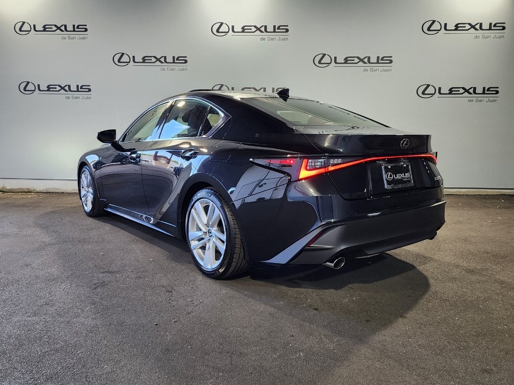 2025 Lexus IS 300 photo 7