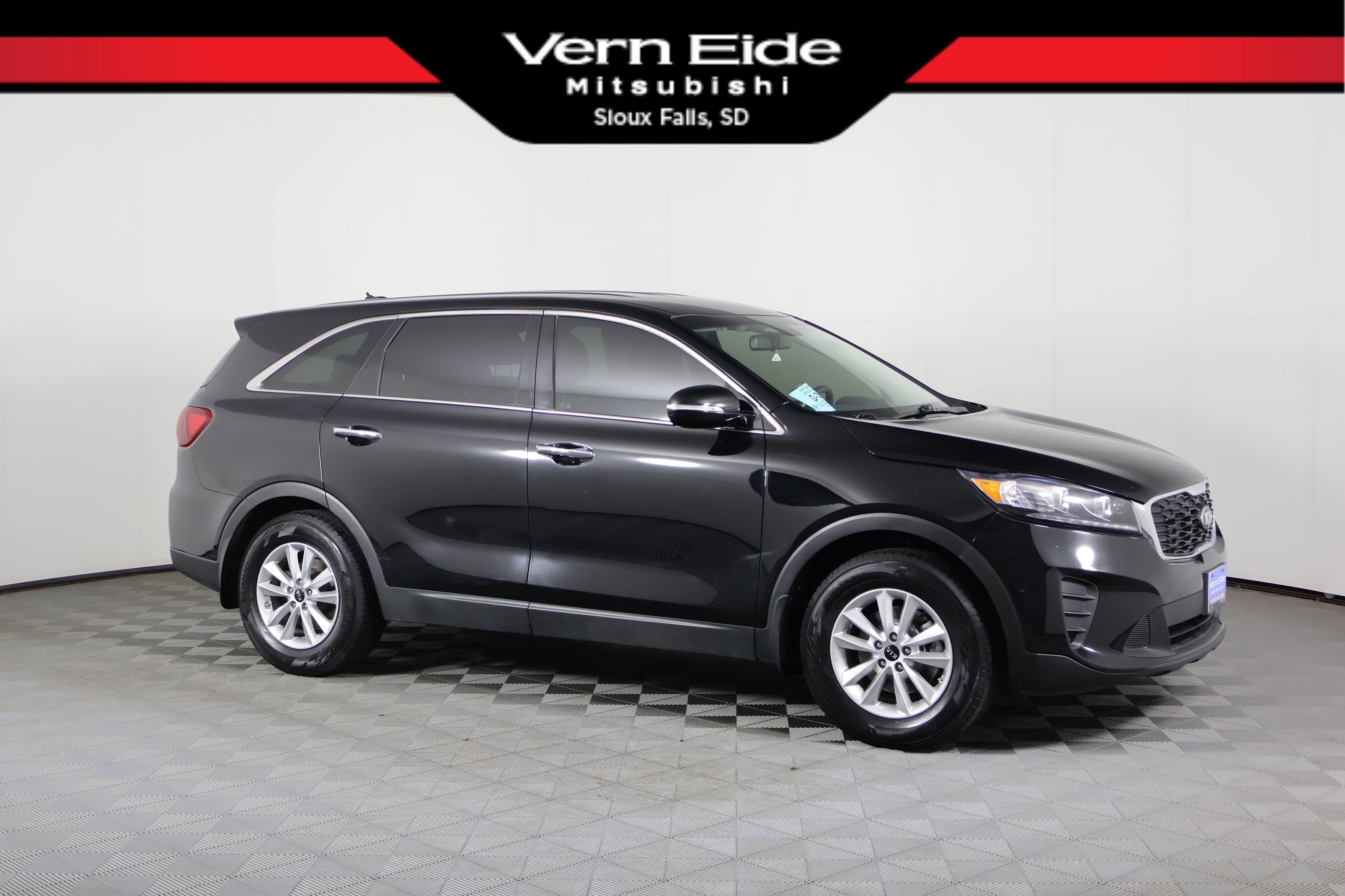 2019 Kia Sorento LX's photo