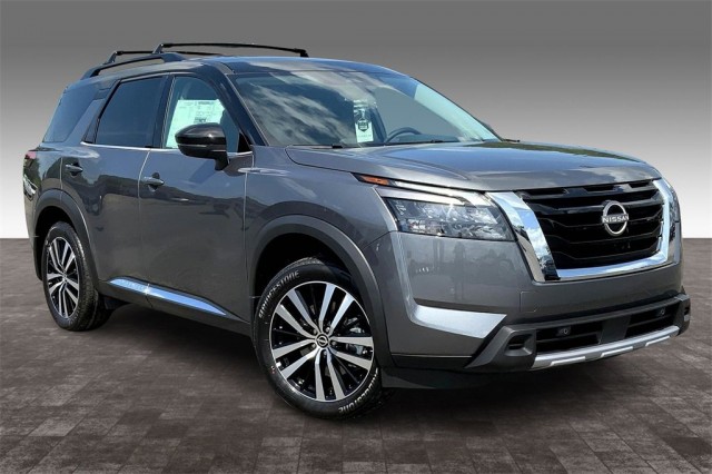 ダイナスフィア　Platinum New 2025 Nissan Pathfinder Platinum SUV in Albertville