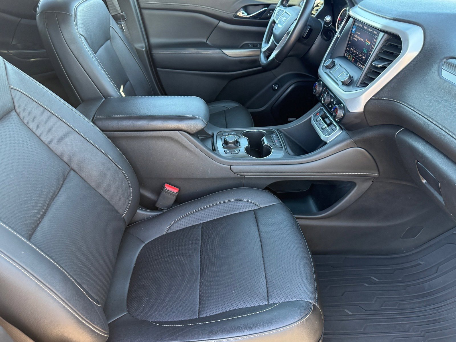 2020 Gmc Acadia SLT photo 25