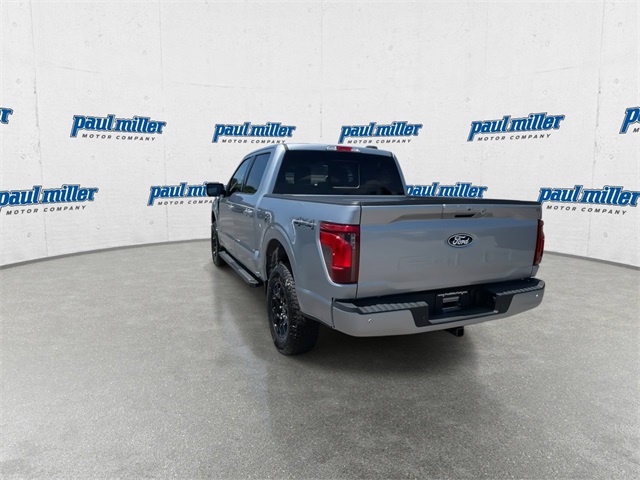 2025 Ford F-150 XLT photo 9