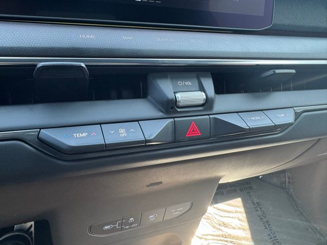2024 Kia EV9 GT-Line photo 26