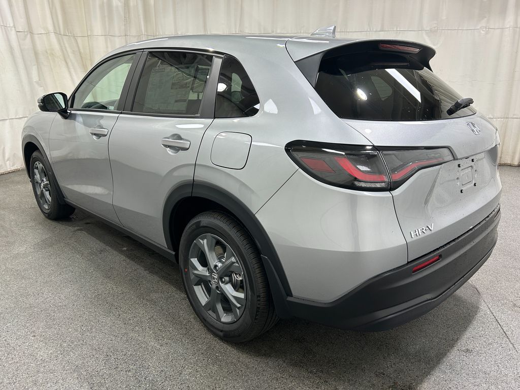 2026 Honda HR-V LX photo 4
