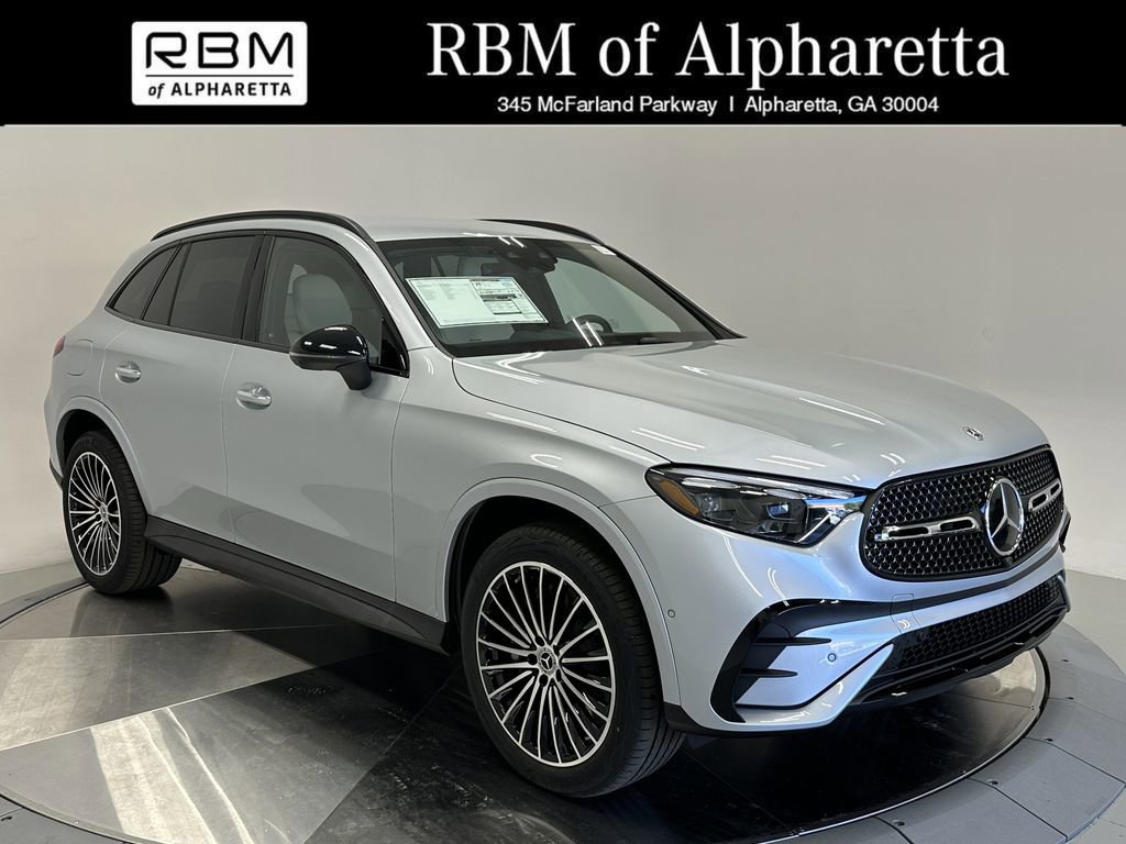 2026 Mercedes-Benz GLC Base's photo