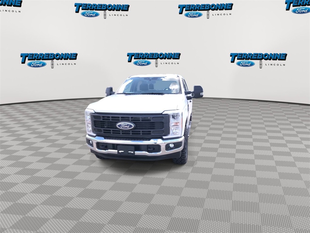 2026 Ford F-250 XL photo 3