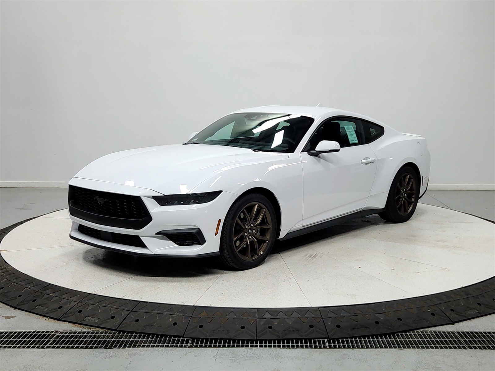 2025 Ford Mustang EcoBoost Premium photo 3
