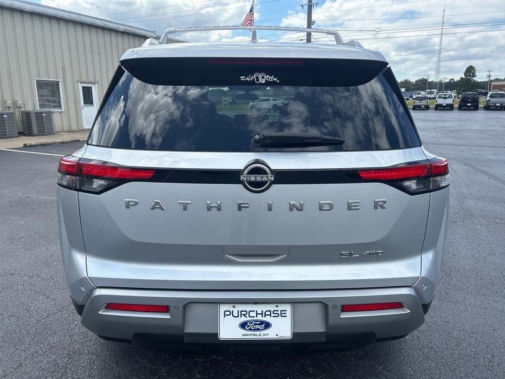 2022 Nissan Pathfinder SL photo 5