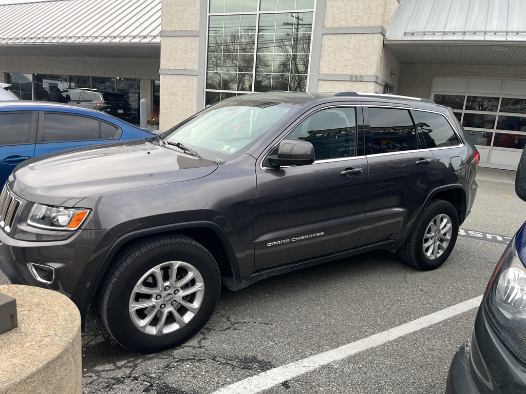 Used 2014 Jeep Grand Cherokee Laredo with VIN 1C4RJFAG6EC479257 for sale in Wrightsville, PA