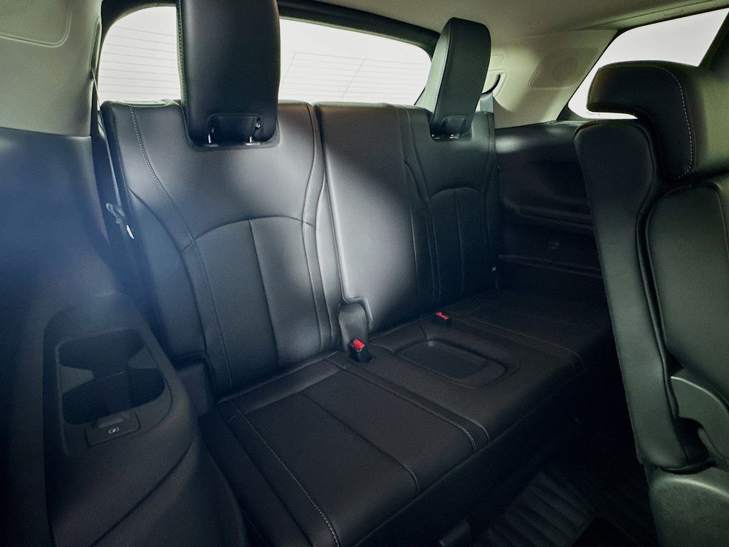 2025 Infiniti QX60 Pure photo 33