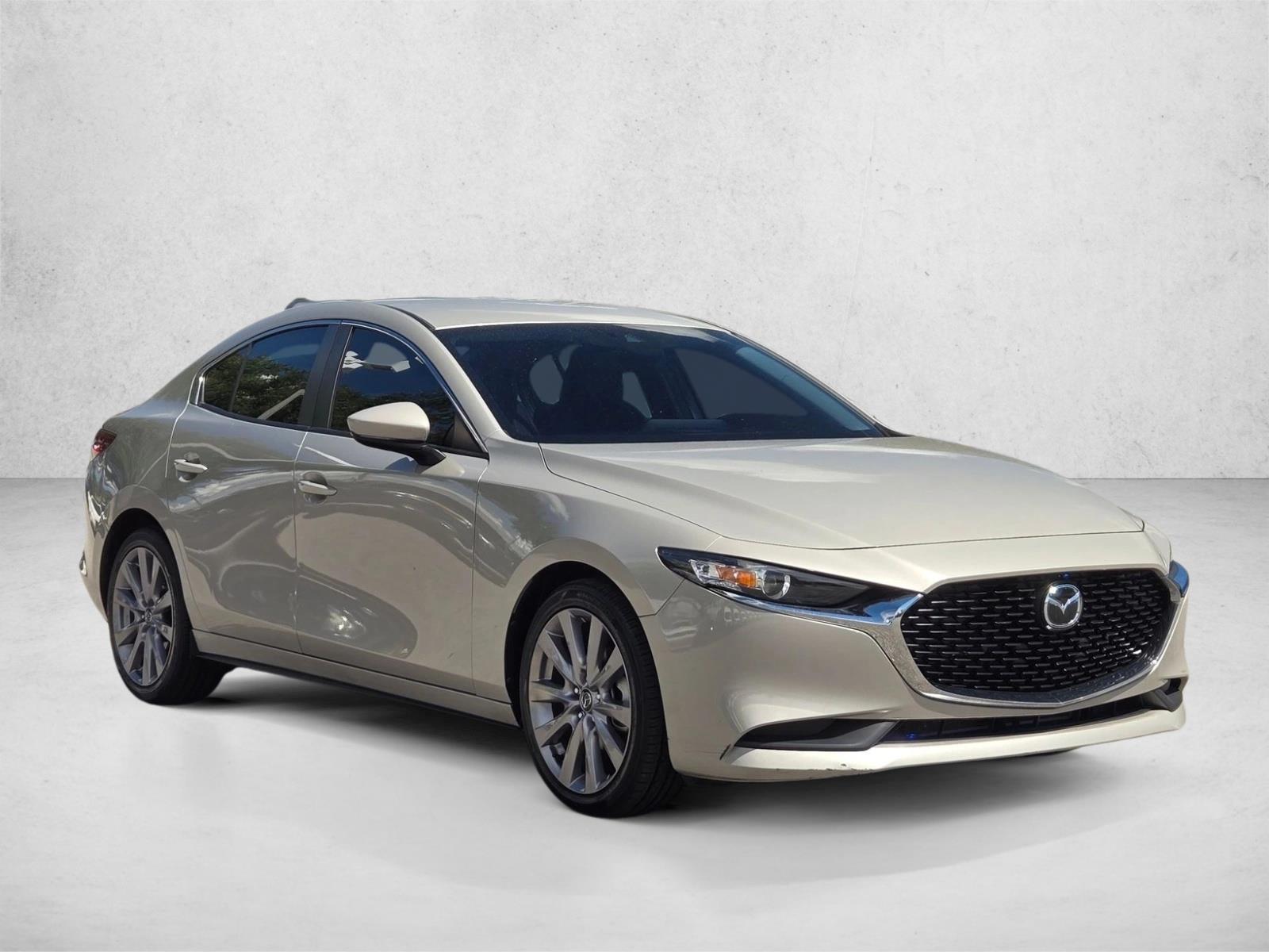 2022 Mazda Mazda3 Sedan Select photo 3