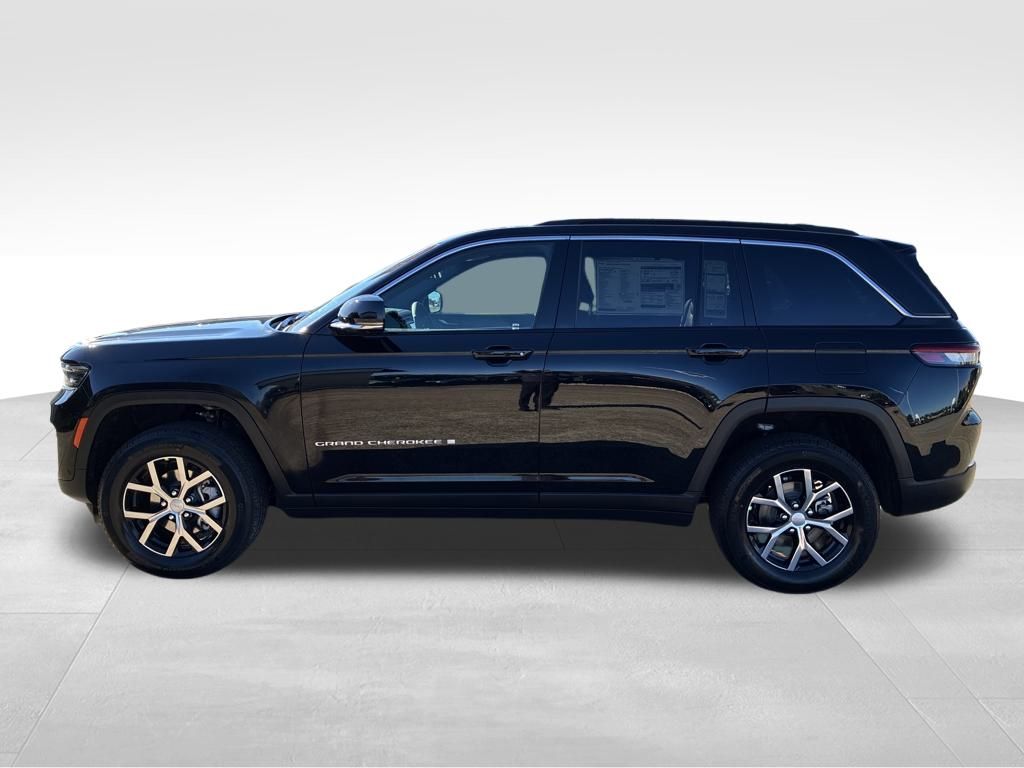 2025 Jeep Grand Cherokee Limited photo 2