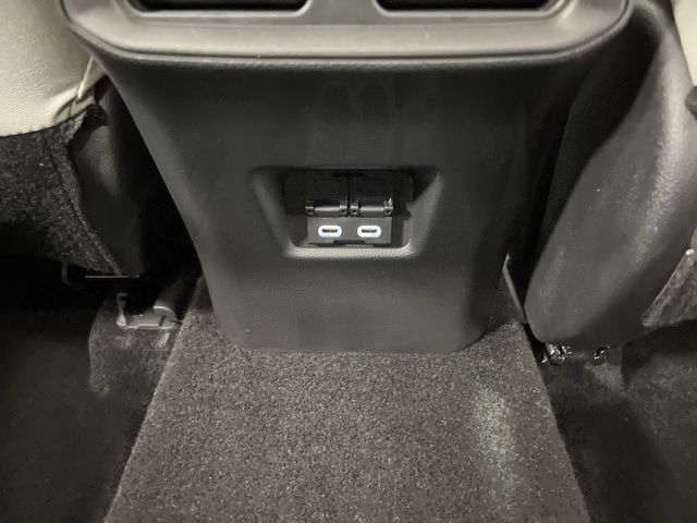 2024 Toyota RAV4 XLE photo 27