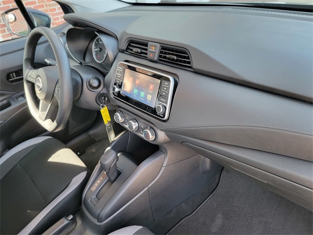 2025 Nissan Versa 1.6 S photo 18