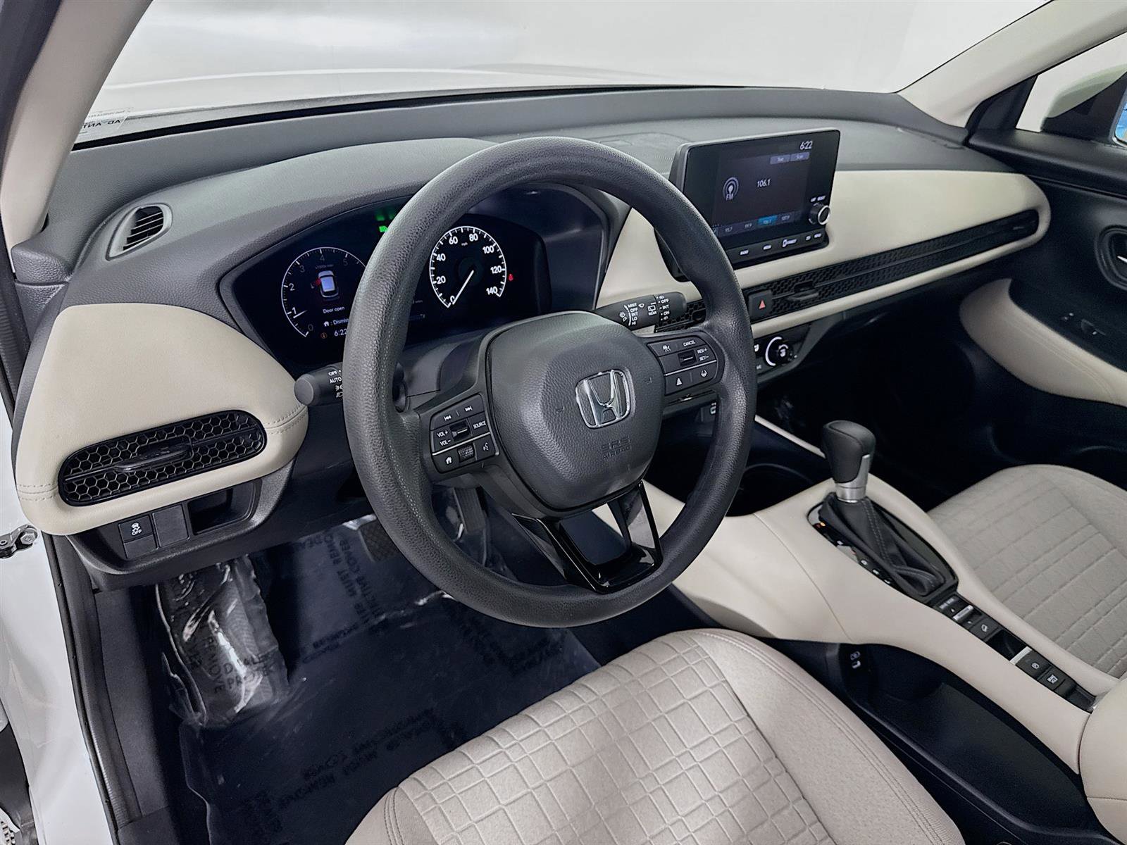 2024 Honda HR-V LX photo 9