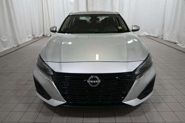 2023 Nissan Altima 2.5 SV photo 14