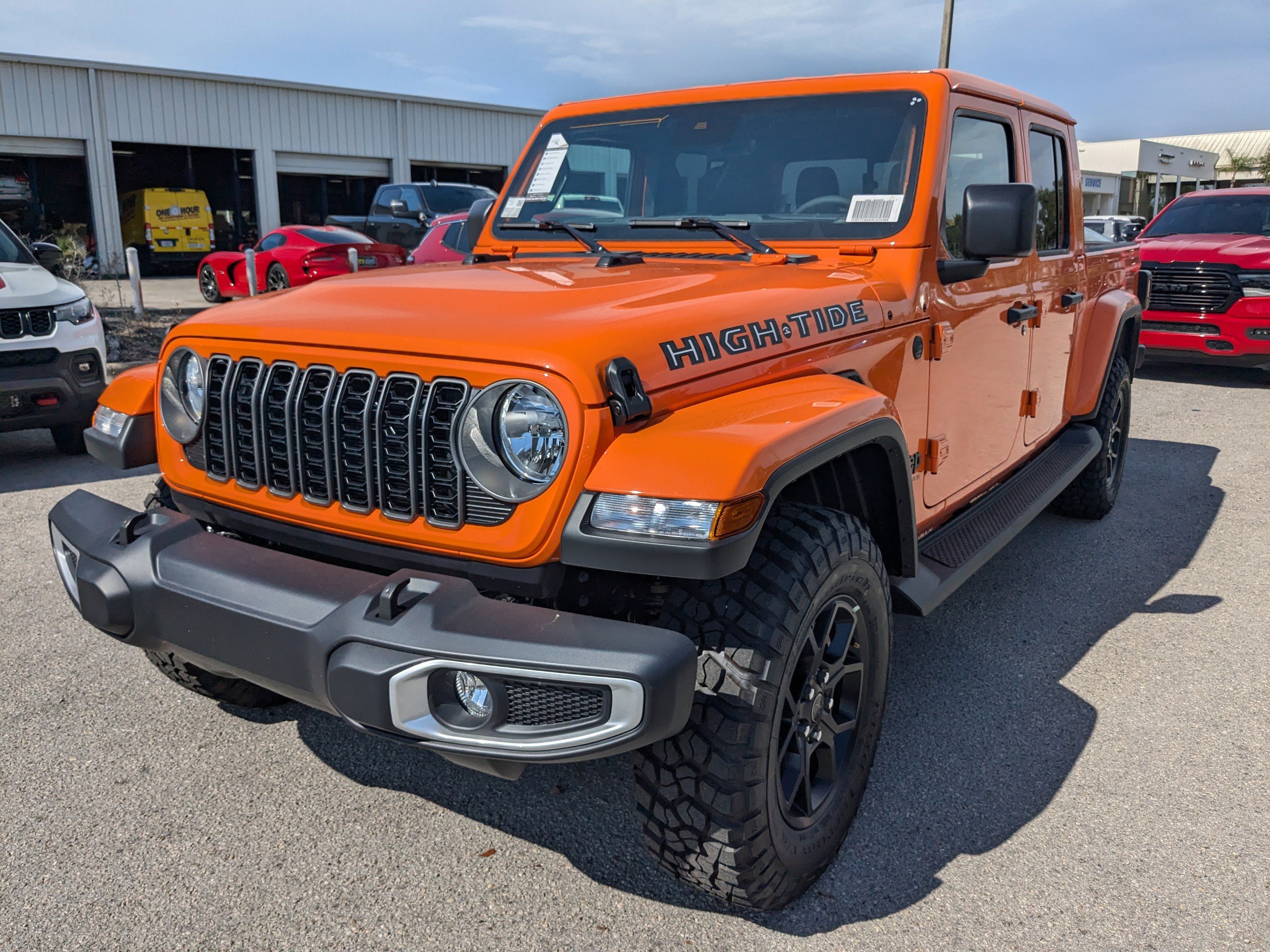 2025 Jeep Gladiator Sport photo 2