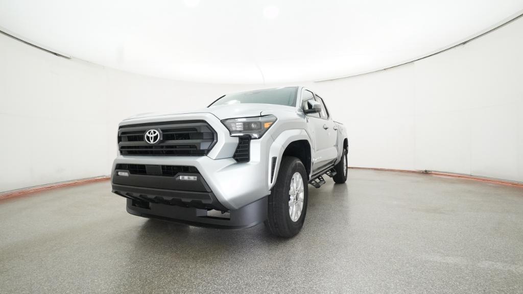 2025 Toyota Tacoma SR5 4x4 Double Cab photo 4