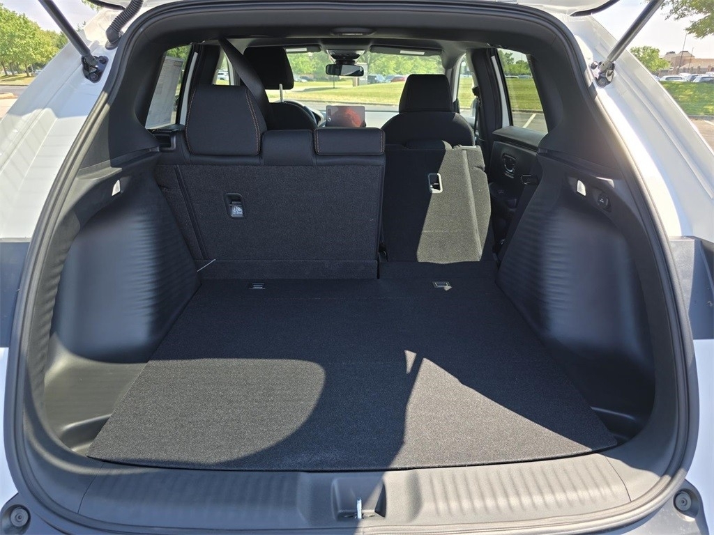 2026 Honda HR-V Sport photo 14