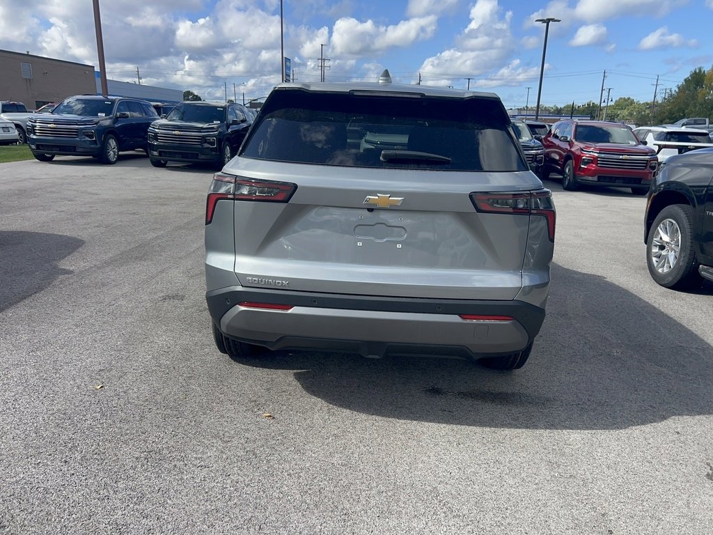 2026 Chevrolet Equinox LT photo 4