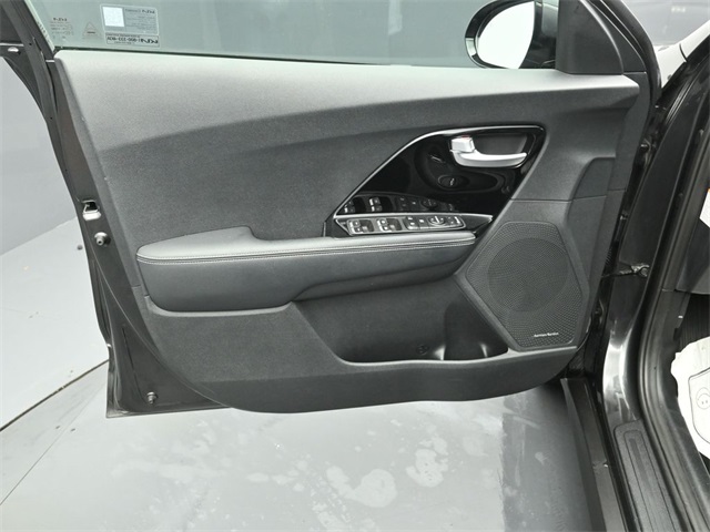 2022 KIA NIRO - Image 20