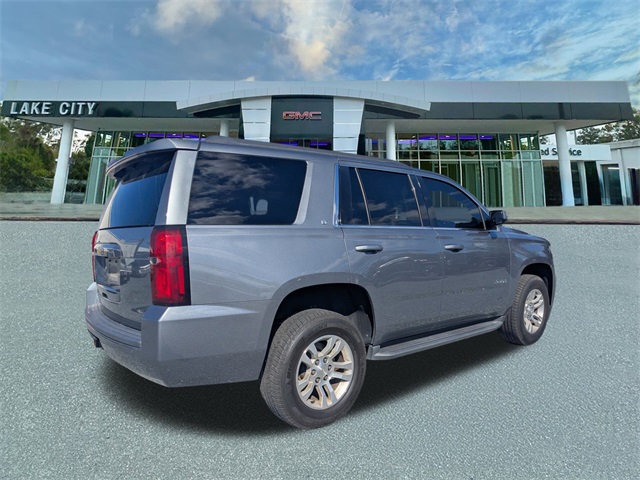 2019 Chevrolet Tahoe LT photo 2
