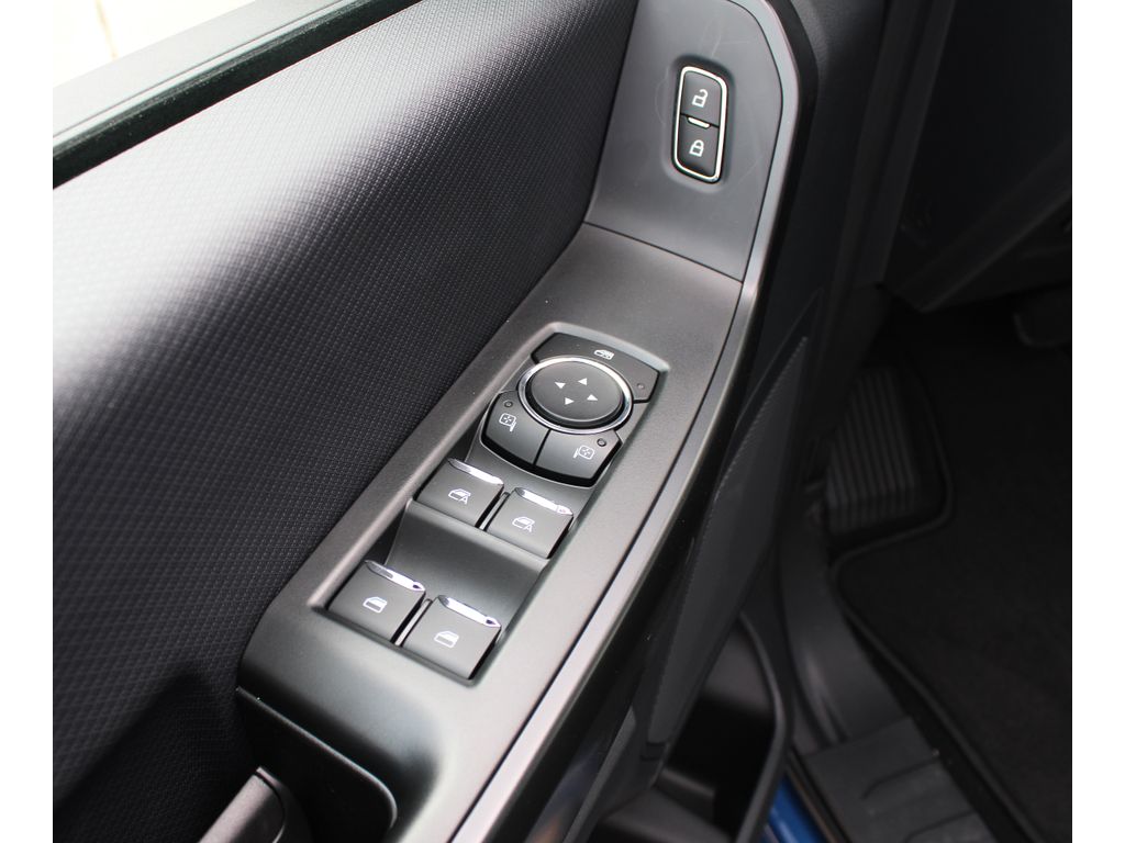 2025 Ford F-150 STX photo 2