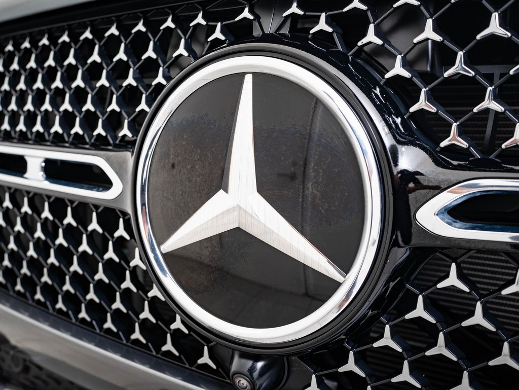 2024 Mercedes Benz GLE 580 4MATIC photo 3