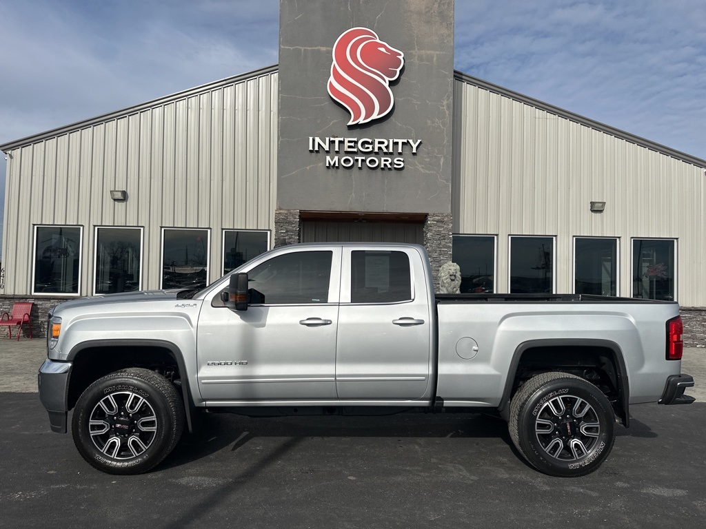 2019 GMC Sierra SLE's photo
